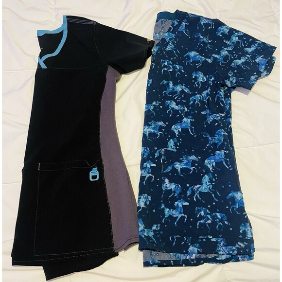 Carhartt Force Scrub top Lot of 2 XS Stretch Navy Black Unicorns V Neck C12114 - Picture 1 of 4